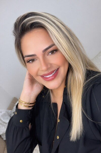 Marcele Souza Massoterapeuta massagem Candelária